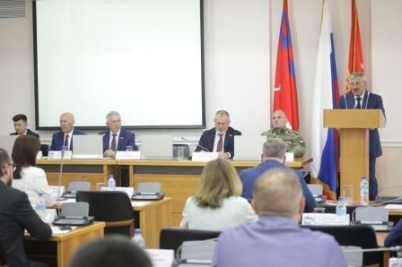 Гордума Волгограда единогласно поддержала инициативу губернатора о правовом статусе мемориального комплекса героям СВО у подножия Мамаева кургана