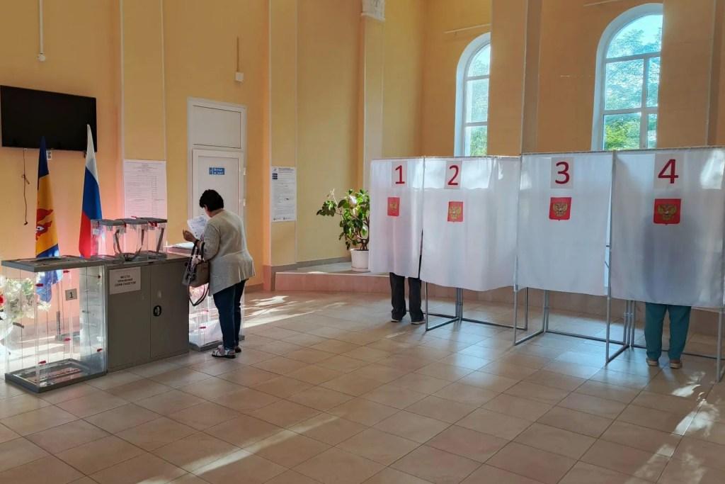 В Октябрьском районе началось голосование