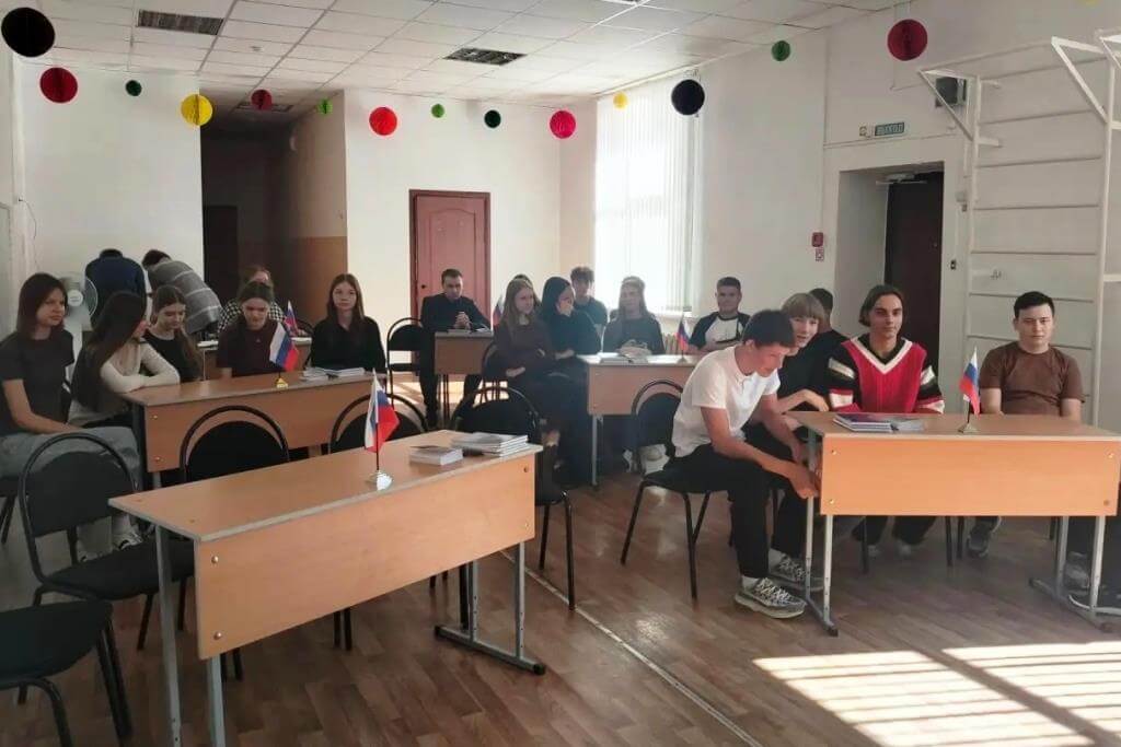 Старшеклассники познакомились с избирательным правом
