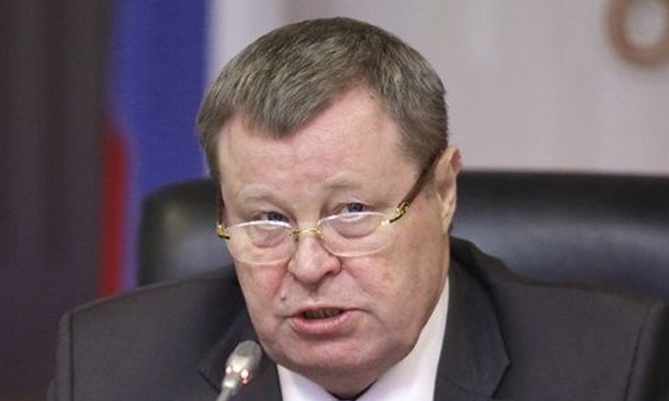 Поздравление полномочного представителя Президента Российской Федерации в Южном федеральном округе В.В.Устинова с Днем молодёжи