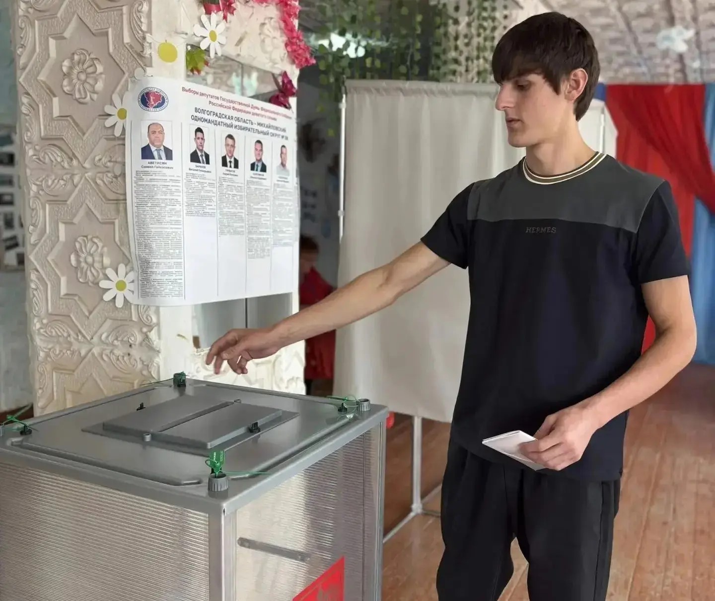 Продолжается  голосование на выборах депутатов Государственной