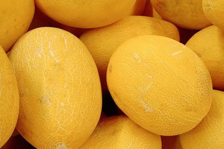 Вкусная и ароматная: как правильно выбирать дыни
